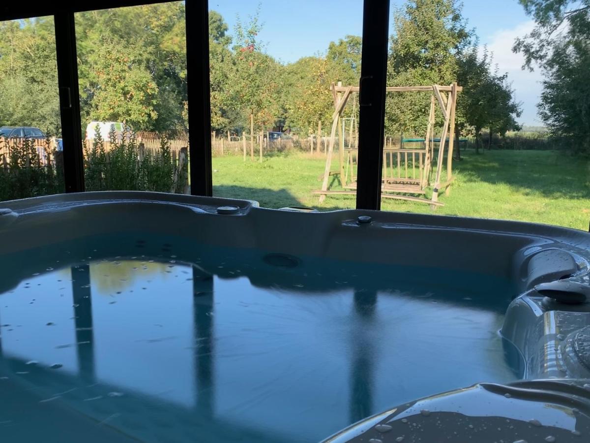 De Porrel Polsbroek Unit Met Prive Jacuzzi, Spa En Sauna Exteriér fotografie